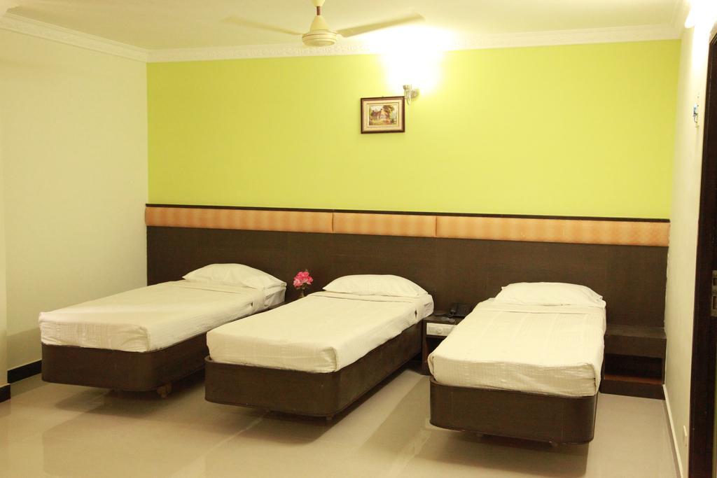 Jeyam Residency, Kumbakonam Hotel Exterior photo