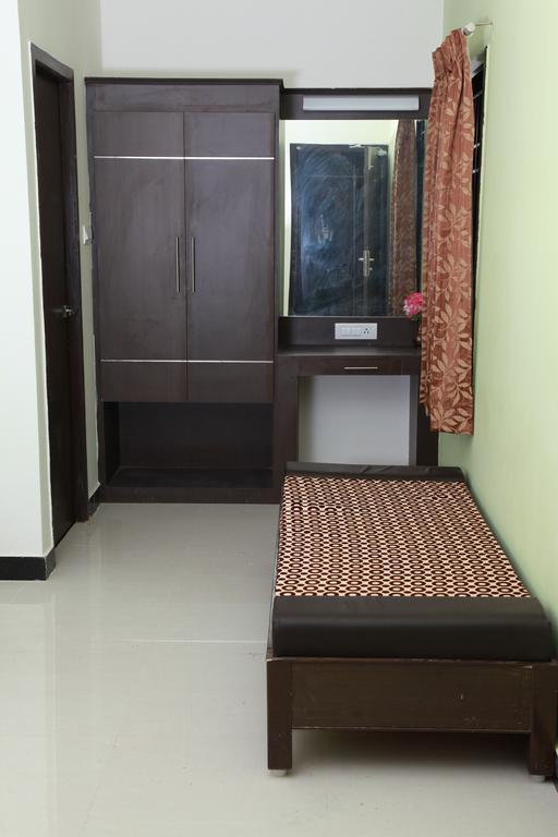 Jeyam Residency, Kumbakonam Hotel Room photo