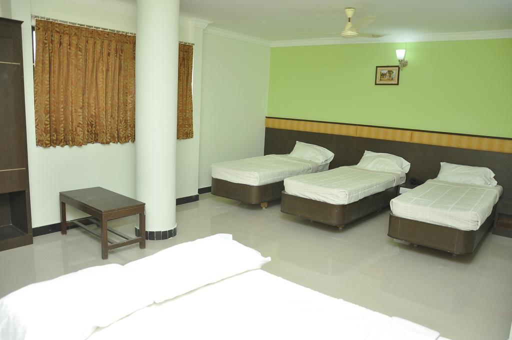 Jeyam Residency, Kumbakonam Hotel Exterior photo