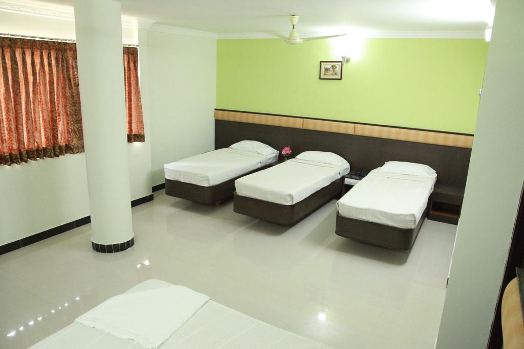 Jeyam Residency, Kumbakonam Hotel Room photo