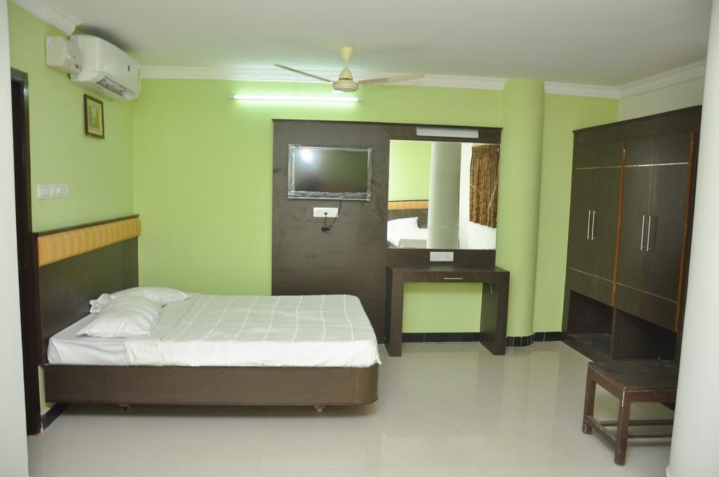 Jeyam Residency, Kumbakonam Hotel Room photo